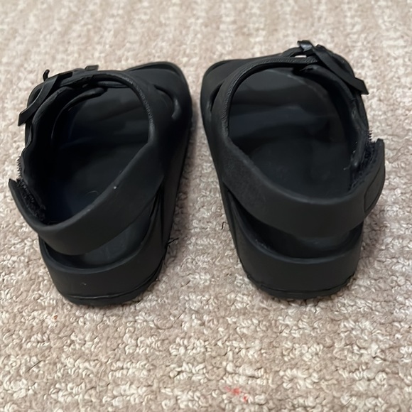 Kid Sandals - Picture 4 of 7